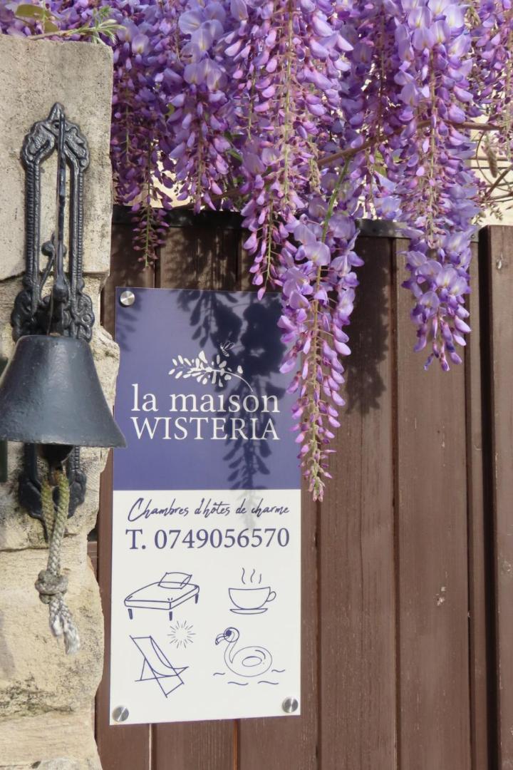 La Maison Wisteria Saint-Pantaléon-les-Vignes Exteriér fotografie